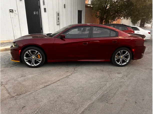 Car image 8