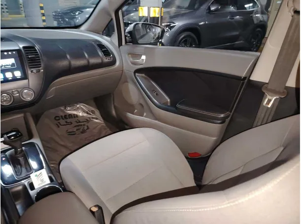 Car image 22