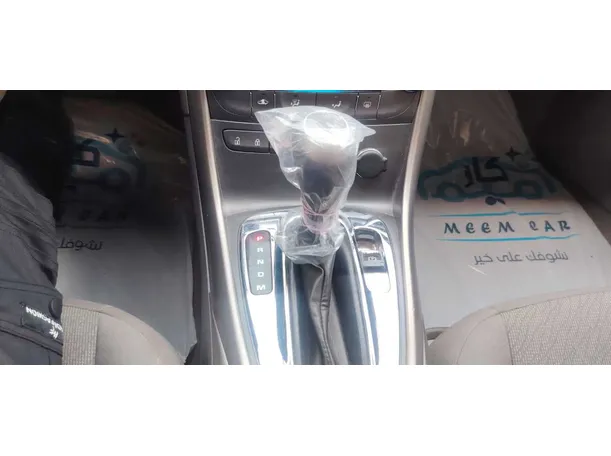 Car image 16