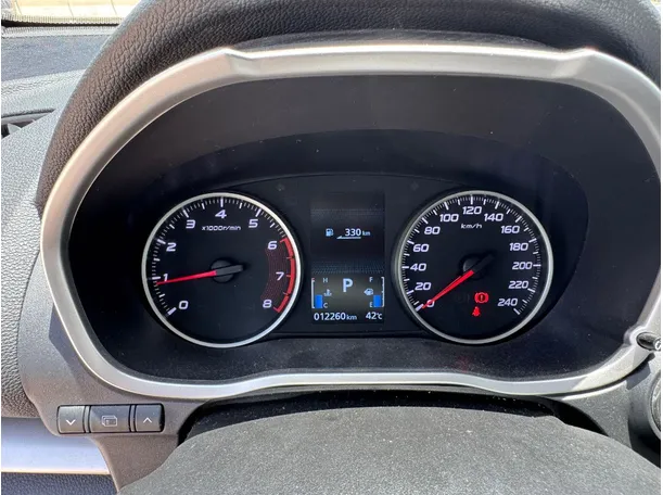 Car image 19