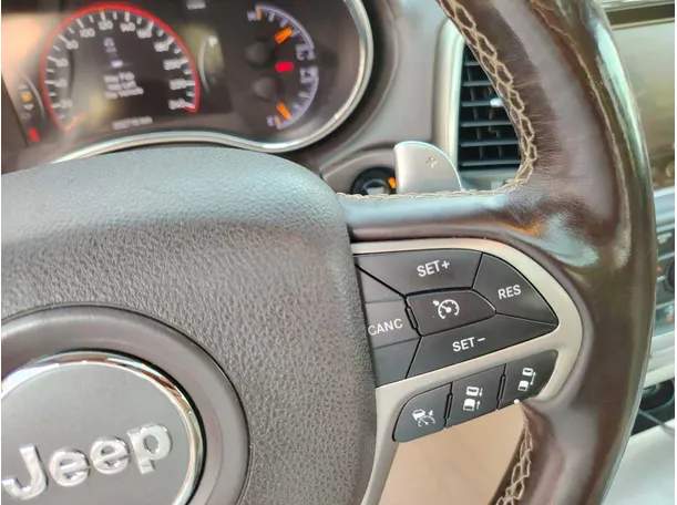 Car image 37