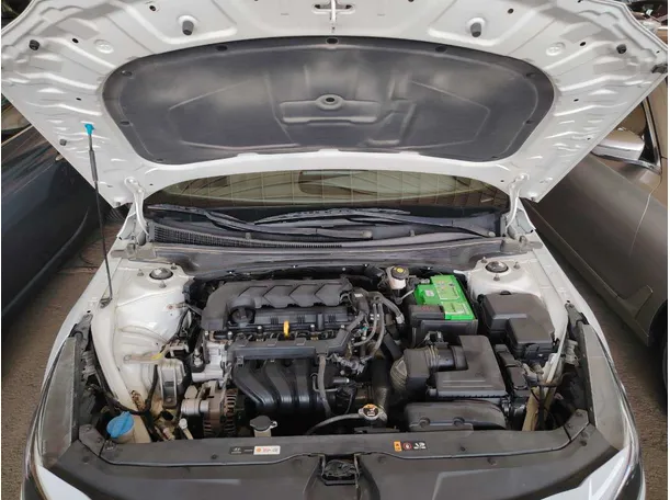 Car image 33