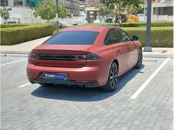 Car image 5