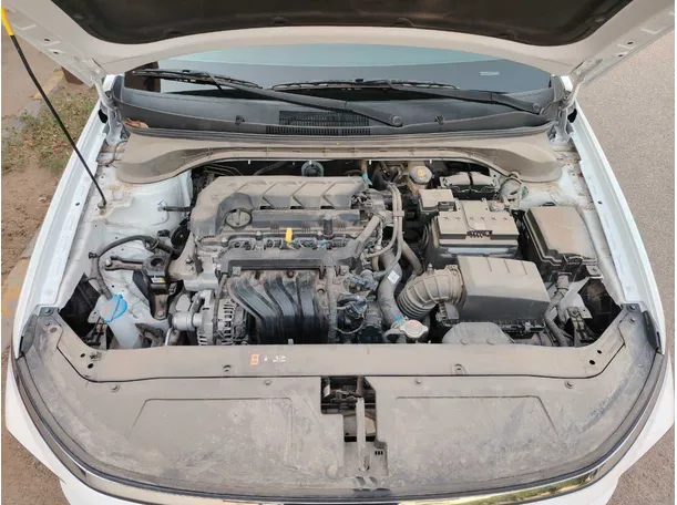 Car image 33
