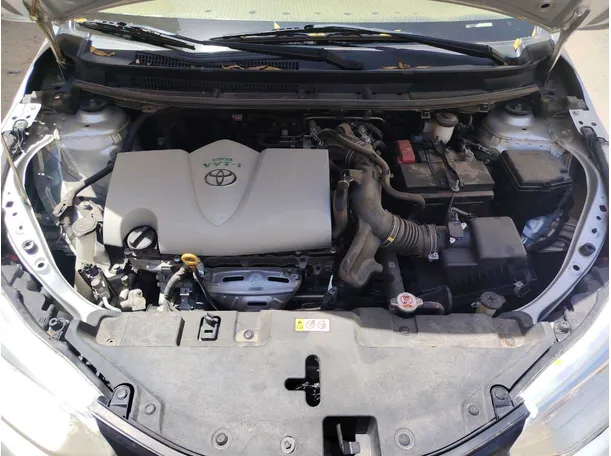 Car image 27