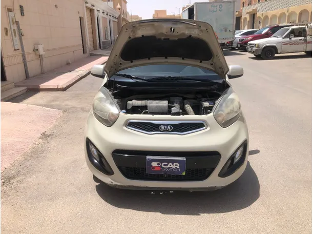 Car image 21