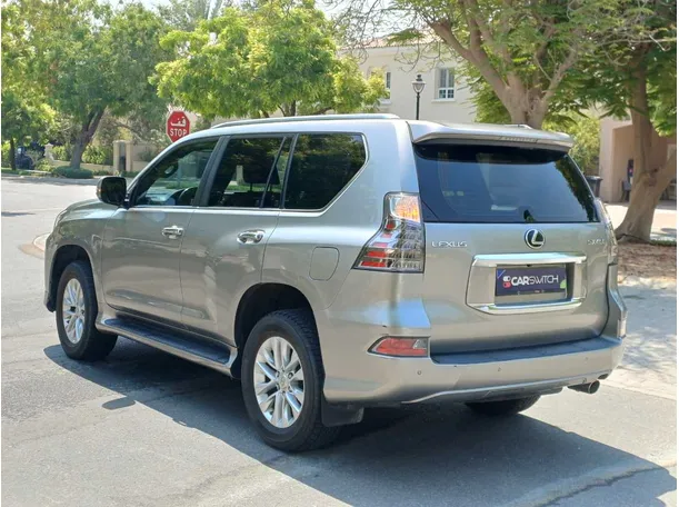 Car image 7