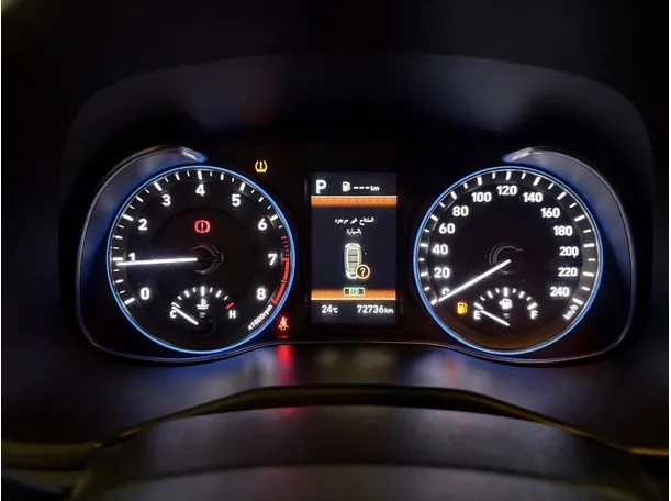 Car image 15
