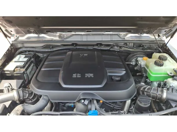 Car image 19