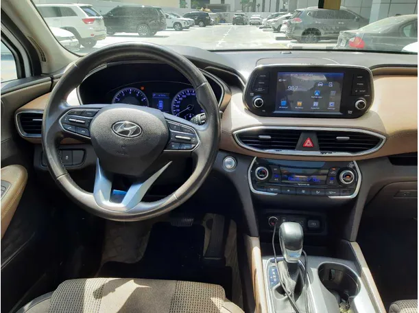 Car image 16
