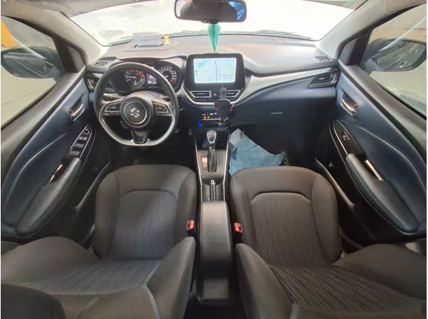 Car image 15