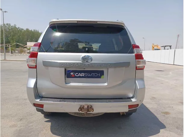 Car image 6