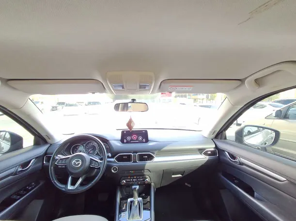 Car image 17