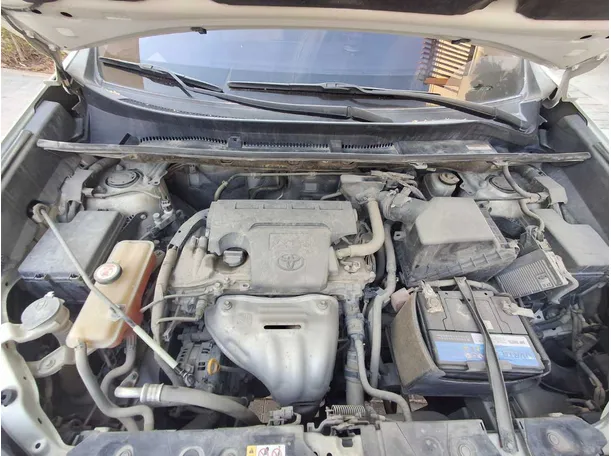 Car image 18