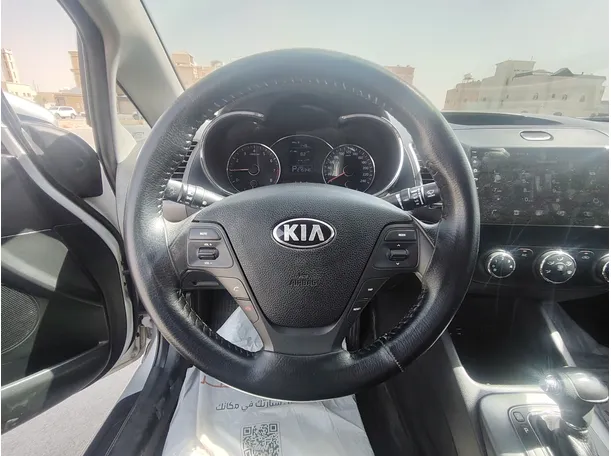 Car image 23