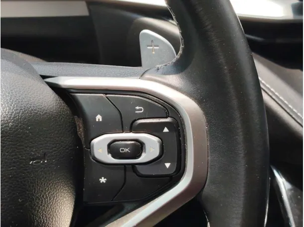 Car image 23