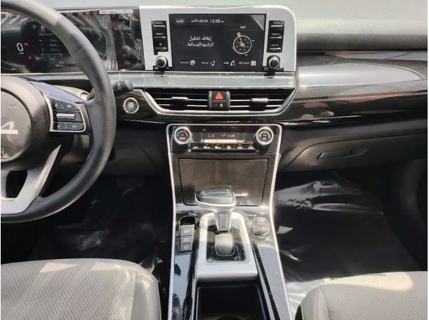 Car image 22