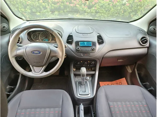 Car image 15