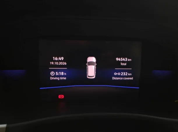 Car image 17