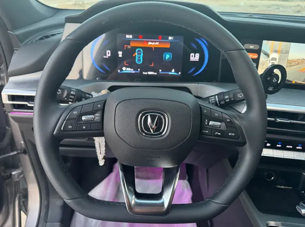 Car image 21