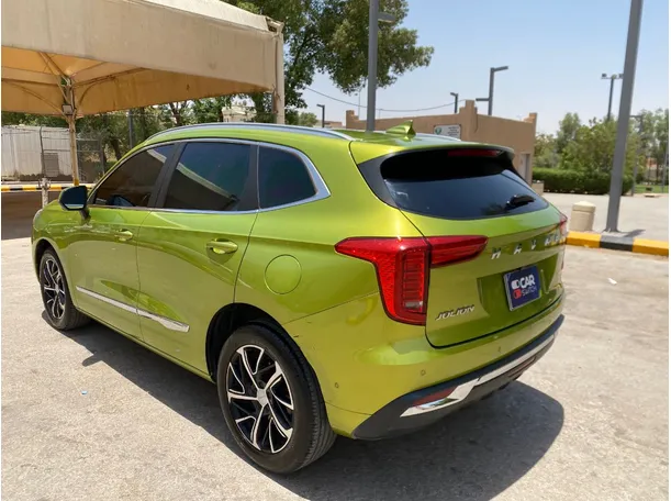 Car image 7