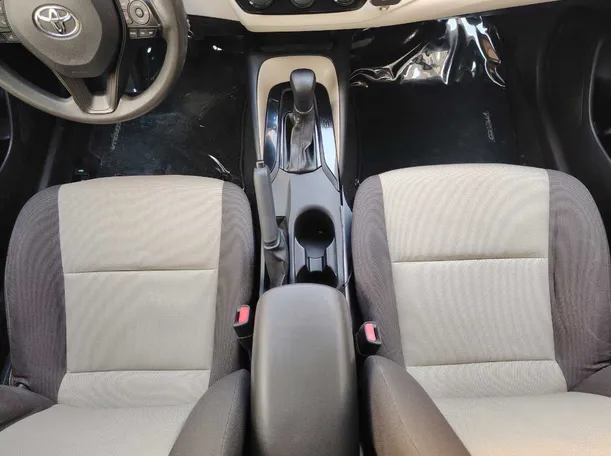 Car image 20