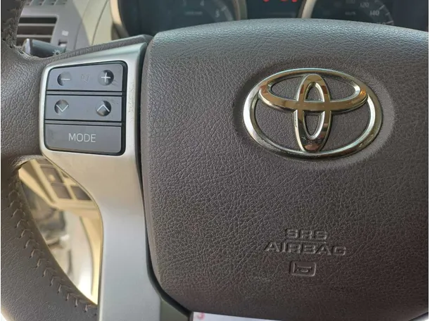 Car image 23