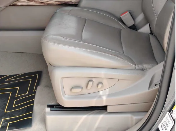 Car image 31