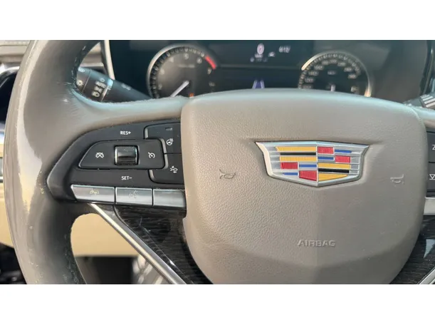 Car image 19