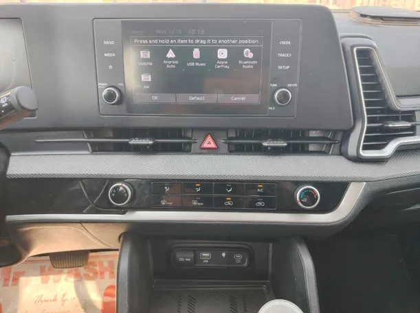 Car image 22
