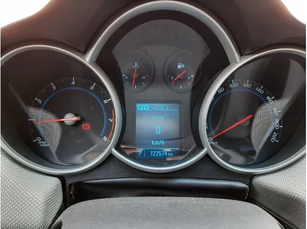 Car image 18