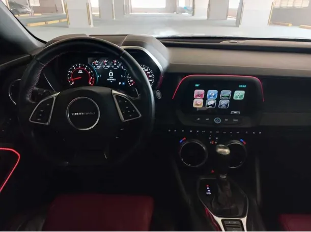Car image 16