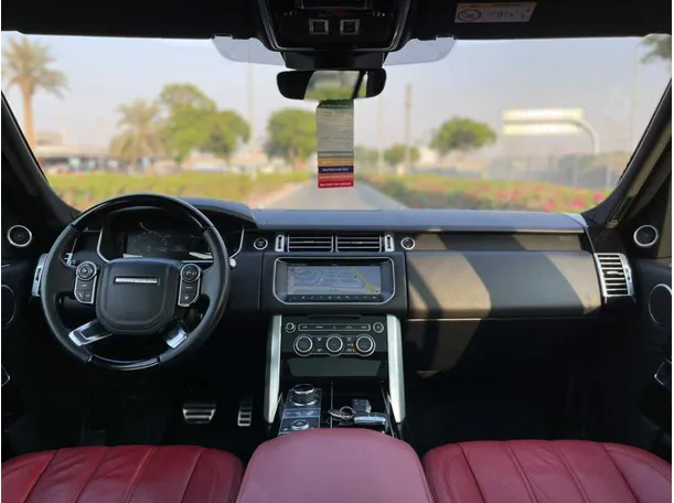 Car image 18