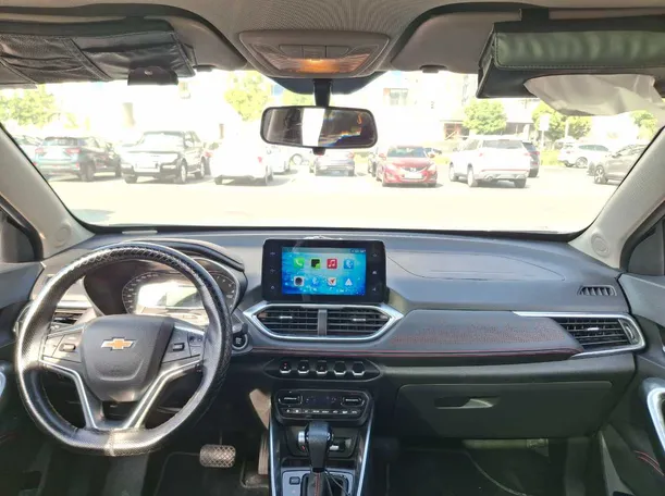 Car image 17