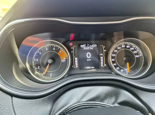 Car image 24