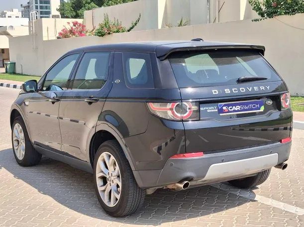 Car image 7