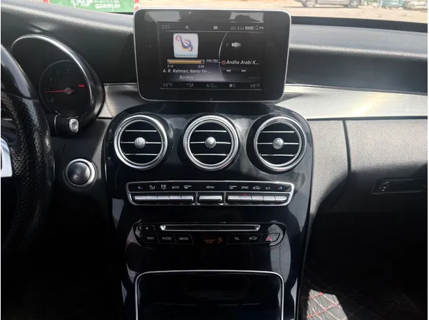 Car image 22