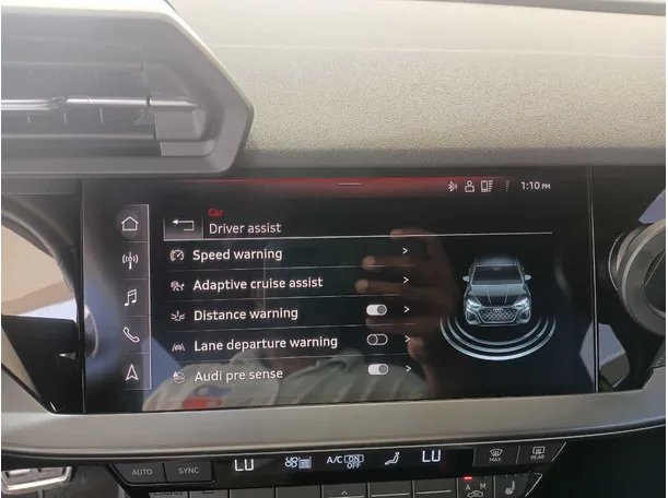 Car image 23