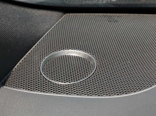 Car image 37