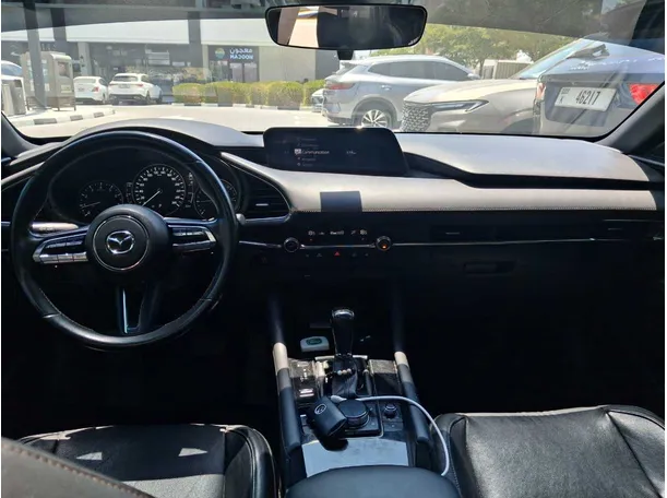 Car image 15