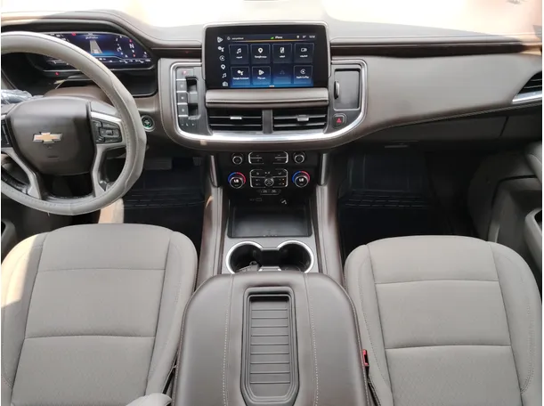 Car image 19