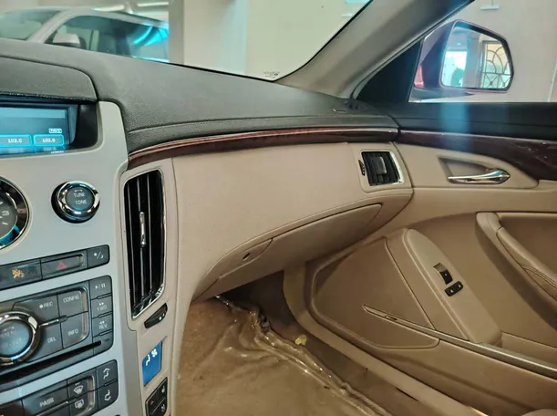 Car image 22