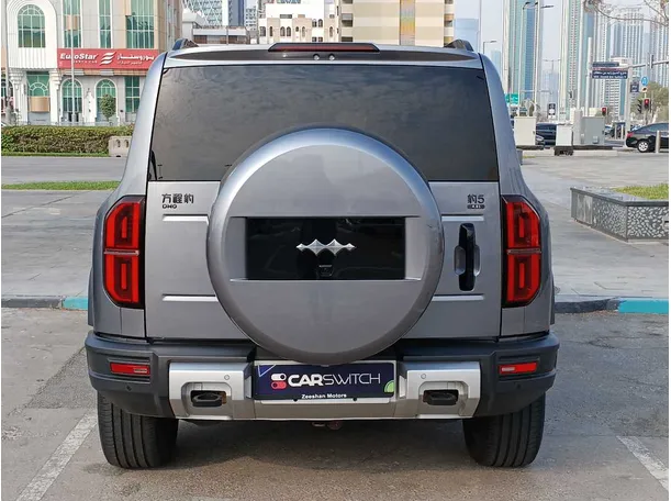 Car image 6