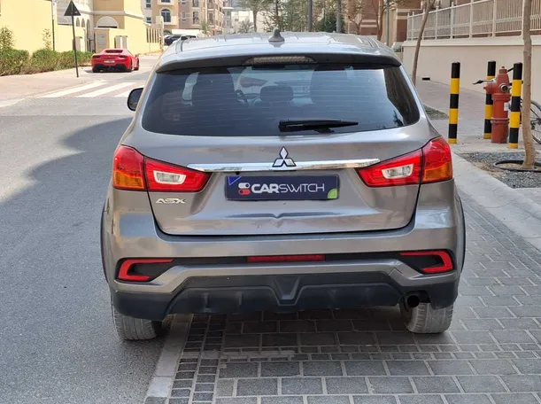 Car image 6
