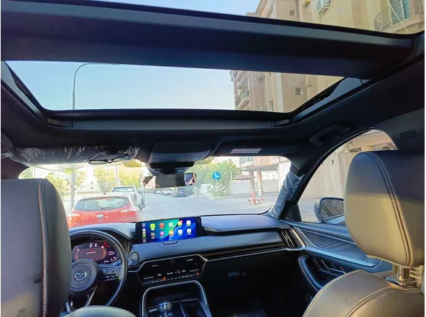 Car image 22