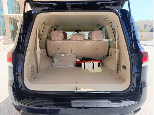 Car image 31