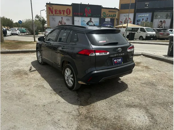 Car image 7