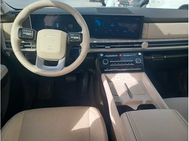 Car image 15