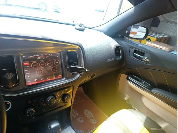 Car image 21