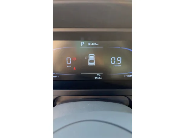 Car image 25
